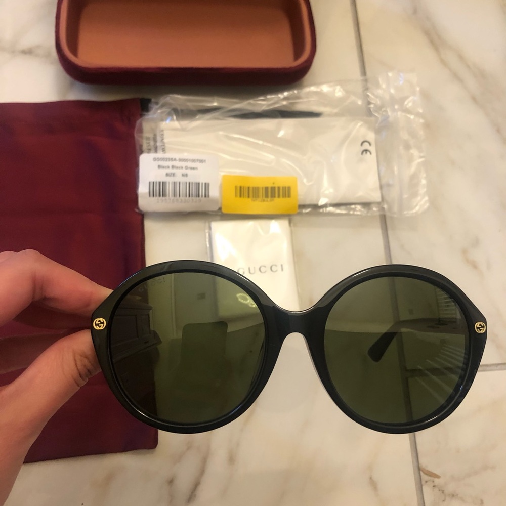 🔥NEW BLOGGERS CHOICE GUCCI SUNGLASSES 🔥 - Picture 7 of 8